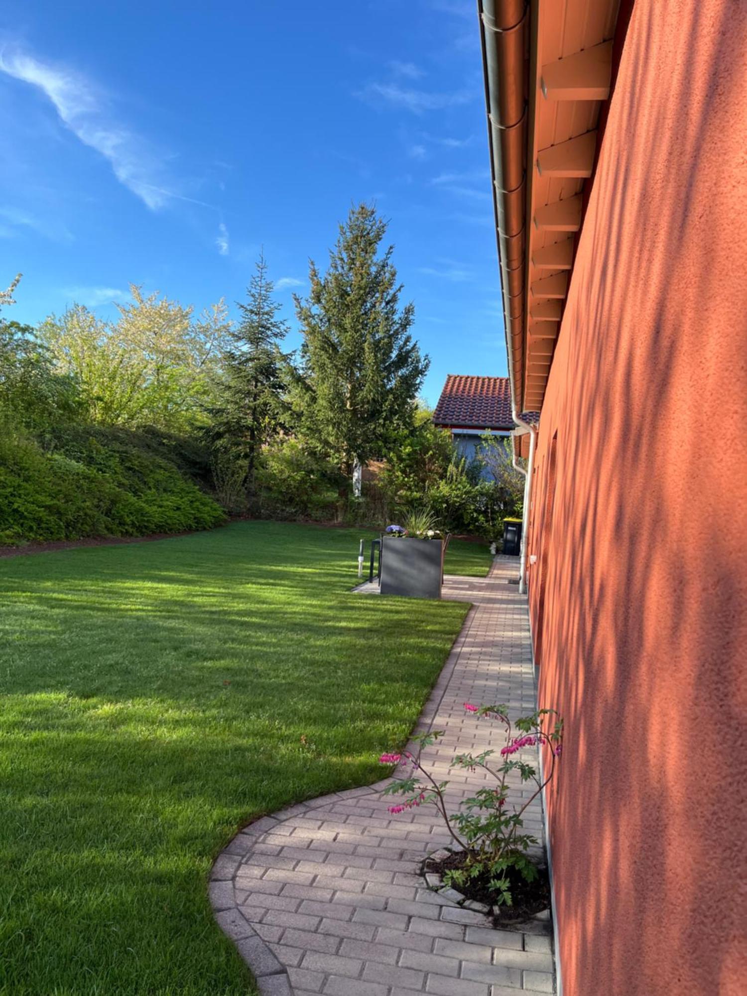 Neu Sanierte Wohnung Fuer 2-4 P Eschwege Exterior foto